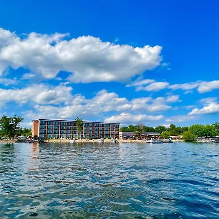 Holiday Inn Detroit Lakes By Ihg Exteriör bild