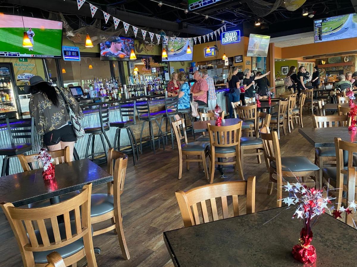 Holiday Inn Detroit Lakes By Ihg Exteriör bild