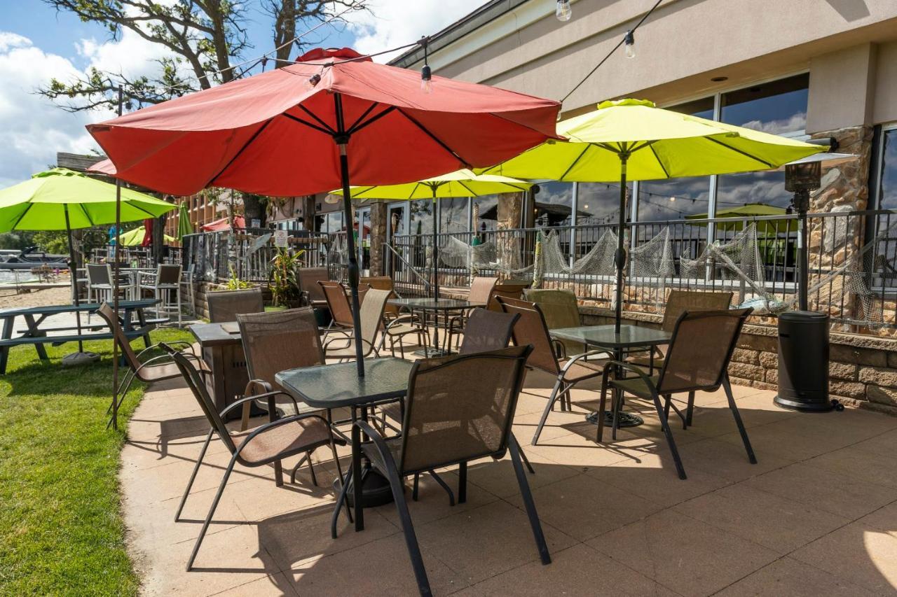 Holiday Inn Detroit Lakes By Ihg Exteriör bild