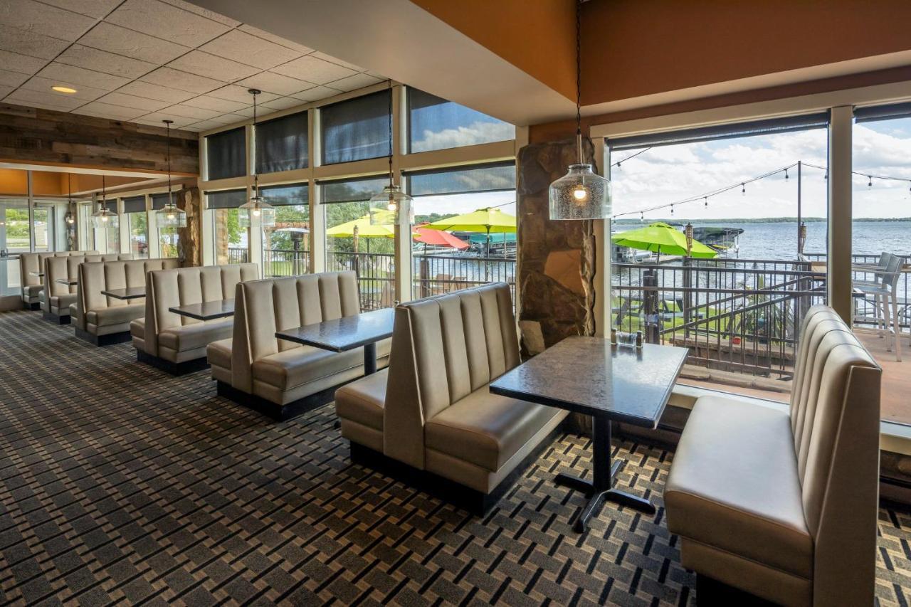 Holiday Inn Detroit Lakes By Ihg Exteriör bild