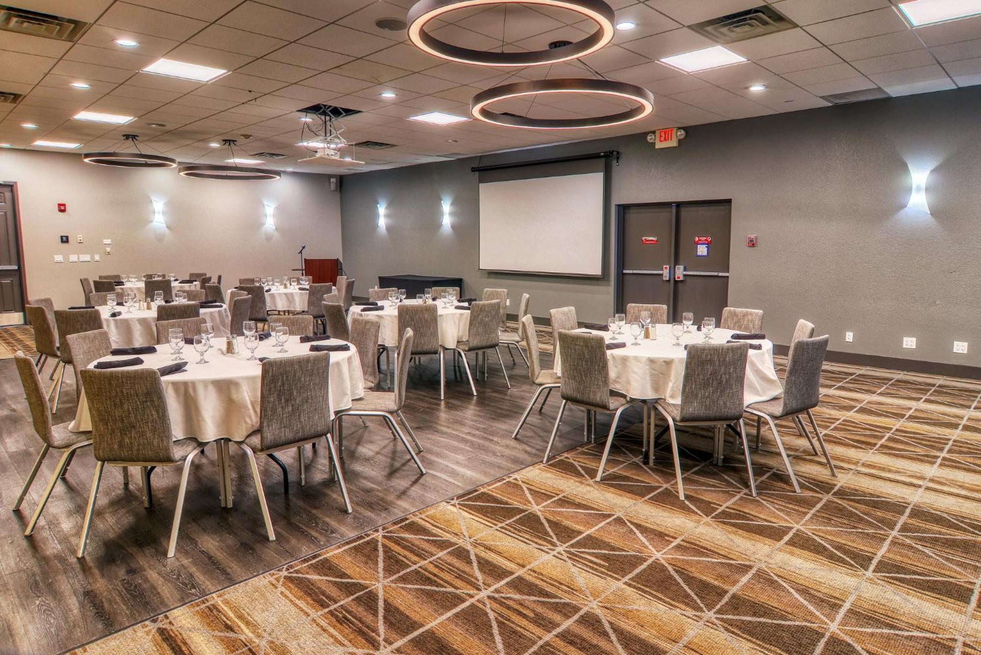 Holiday Inn Detroit Lakes By Ihg Exteriör bild